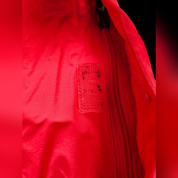 Columbia Women's Waterproof Snow Coat in red, size Large - Picture 6 of 14